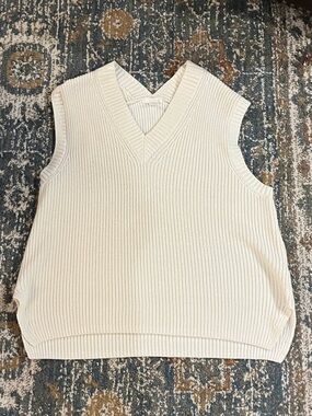 H&M Cream Ribbed V-Neck Sweater Vest for Women